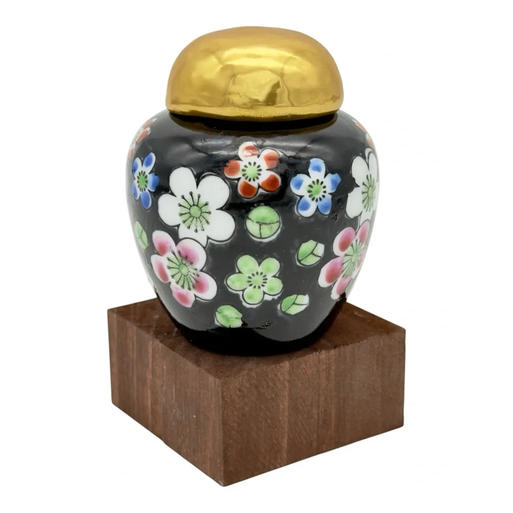 Japanese Porcelain Ginger Jar Kintsugi Art Lid Mini Personal Growth Gift Vintage